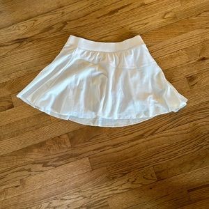 Tail Tech white skort size XS